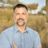 Dr. Rob Dramov, NMD